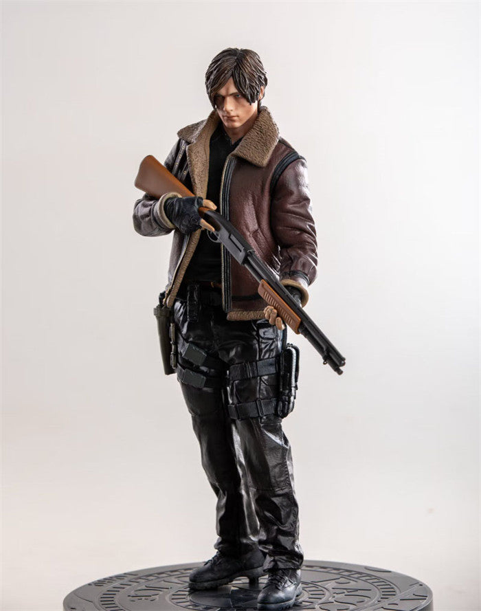 Resident Evil 4 Leon·Scott·Kennedy 33CM PVC Action Figure