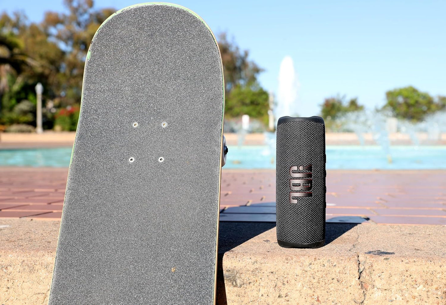 JBL Flip 6 - Portable Bluetooth Speaker, Powerful Sound and Deep Bass, IPX7 Waterproof, 12 Hours of Playtime