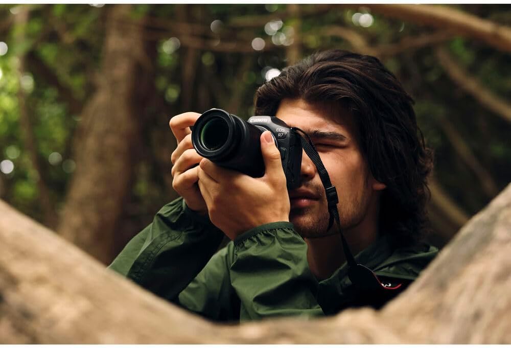 Canon EOS R7 RF-S18-150mm F3.5-6.3 IS STM Lens Kit, Mirrorless Vlogging Camera, 32.5 MP Image Quality, 4K 60p Video
