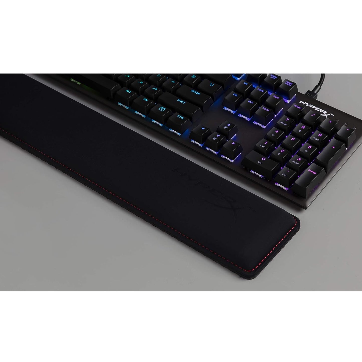 HyperX Wrist Rest - Cooling Gel - memory Foam - Anti-Slip - Ergonomic - Black