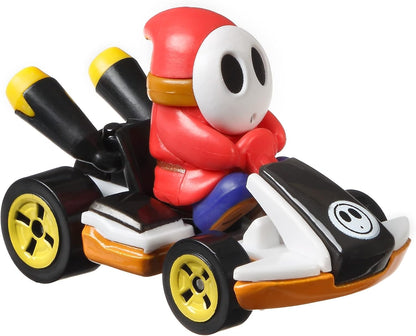 Hot Wheels Mario Kart - Yoshi with Captain Toad & Shy Guy (Triple Pack)