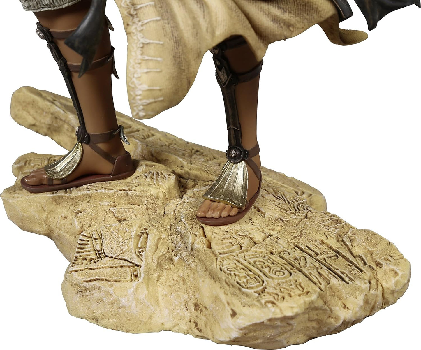 Assassin's Creed Origins Aya Figure - 27cm Modified Version with Knives and Stand