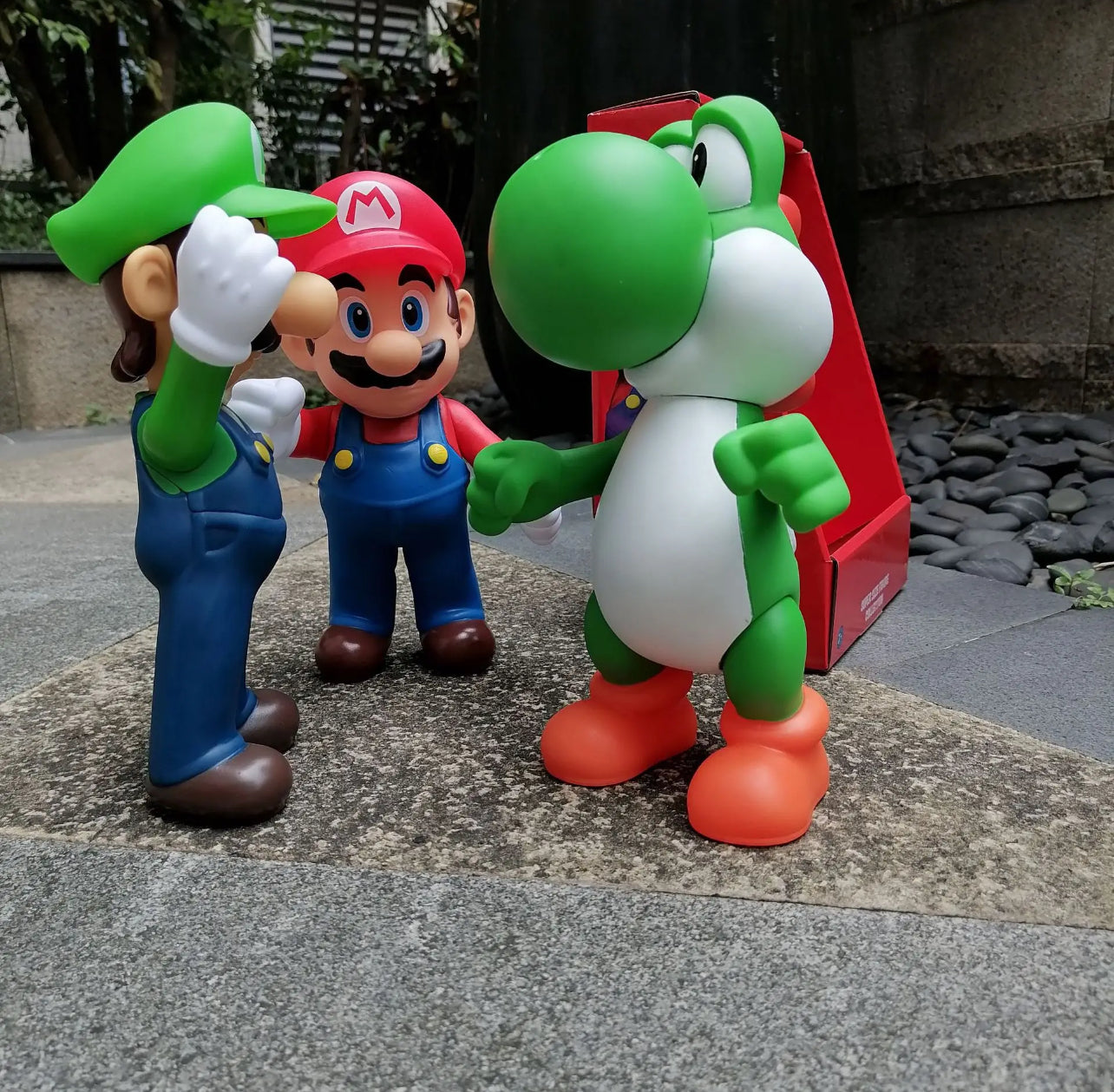 Yoshi 24CM Super Size Big PVC Figure