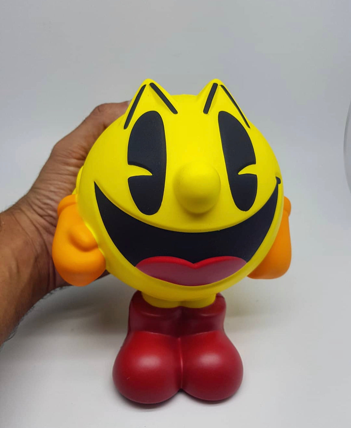 Maxi Bubz XXL Pac Man Scented Squishy Figure