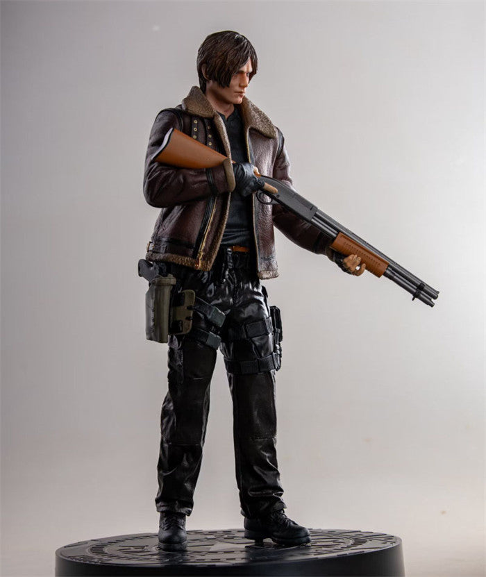 Resident Evil 4 Leon·Scott·Kennedy 33CM PVC Action Figure
