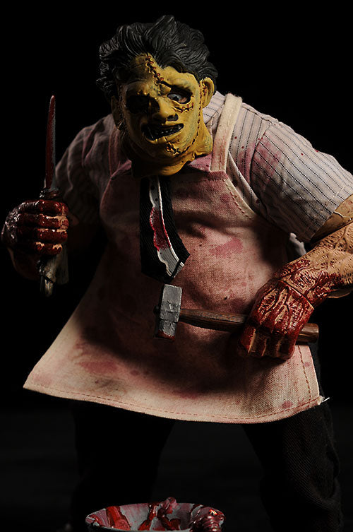 Leatherface - Texas Chainsaw Massacre Cinema of Fear Action Figure